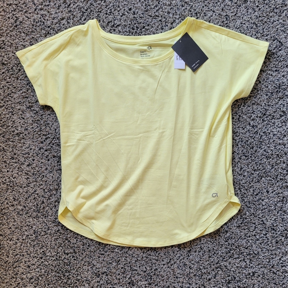 NWT GapFit Brushed Tech Jersey T-Shirt - Picture 4 of 7